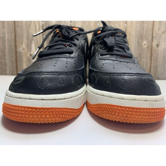 NIKE AIR FORCE 1 07 PREMIUM "HALLOWEEN 2021" BLACK-STARFISH SZ 9.5 [DC8891-001] - Picture 3 of 9